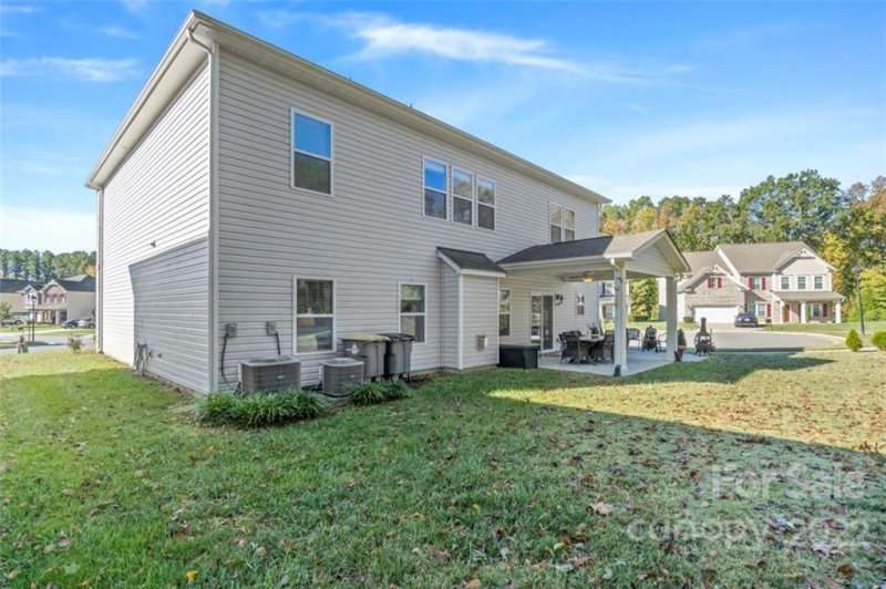 Property image 3 at 10168 Shanaclear Avenue, Concord, NC 28027