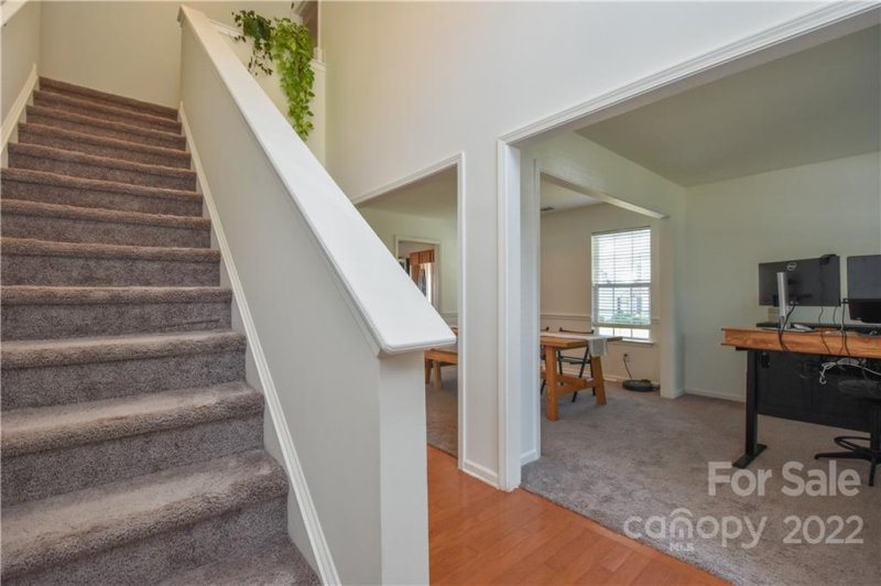 Property image 4 at 3639 Pauline Lane, Charlotte, NC 28216