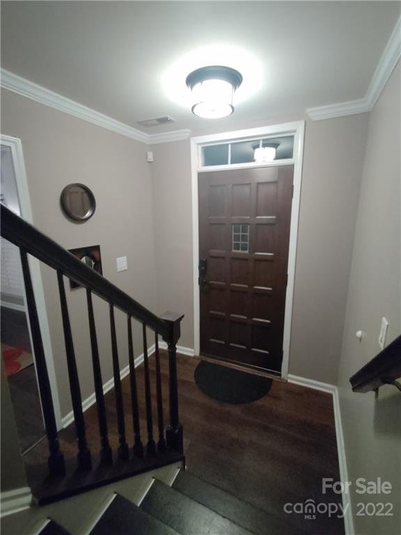 Property image 3 at 6235 Planters Wood Lane, Charlotte, NC 28262