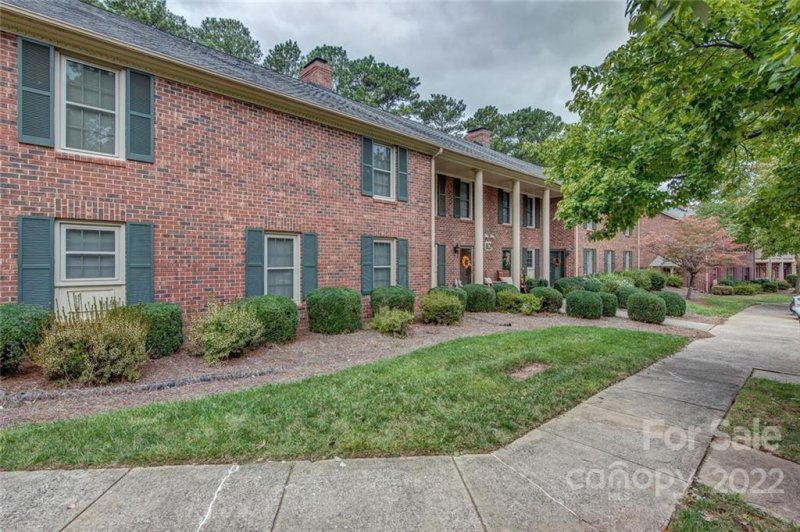 Property image 4 at 809 Jamestown Drive, Gastonia, NC 28056