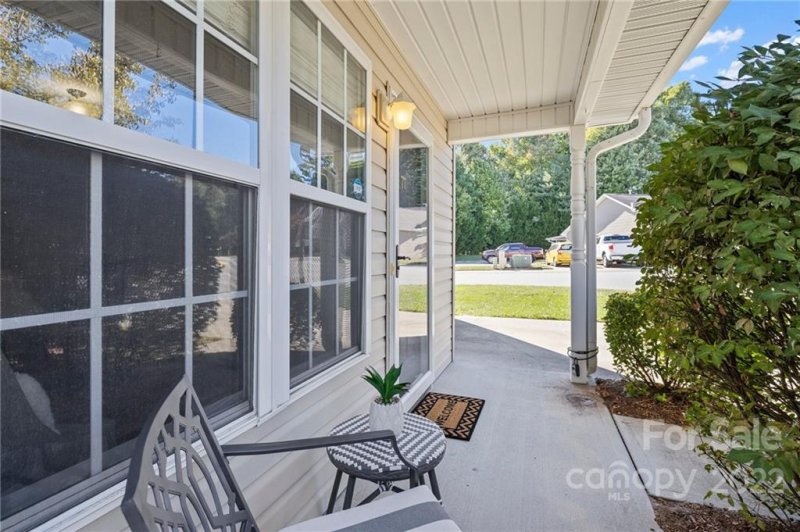 Property image 2 at 77 Yorktown Circle, Fletcher, NC 28732