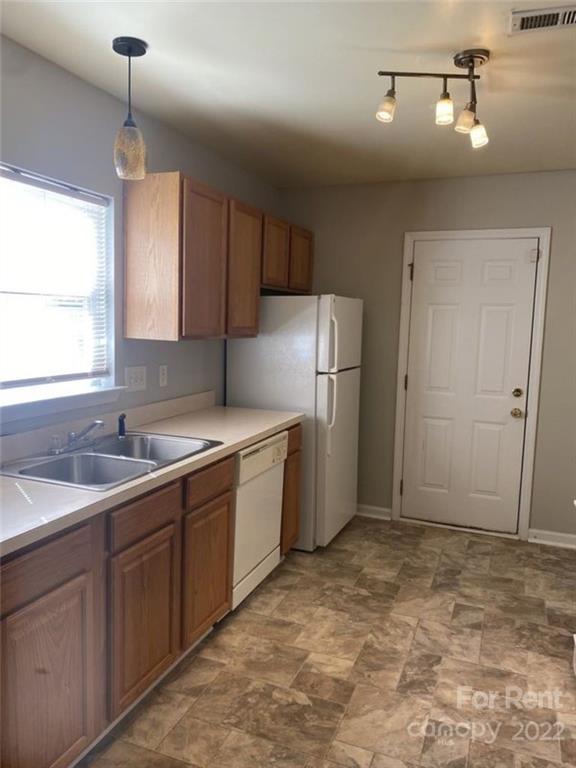 Property image 3 at 1607 Eagles Landing Drive, Charlotte, NC 28208