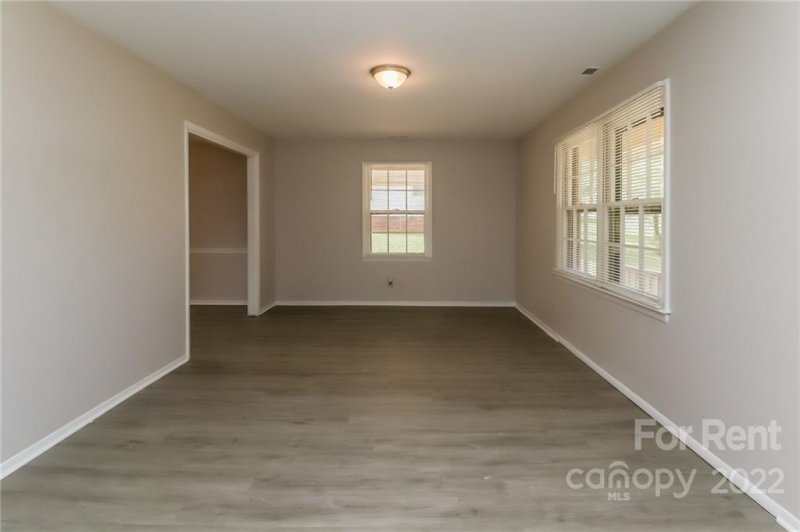 Property image 3 at 122 Pineview Court, Statesville, NC 28625