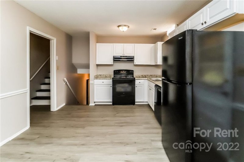 Property image 5 at 122 Pineview Court, Statesville, NC 28625