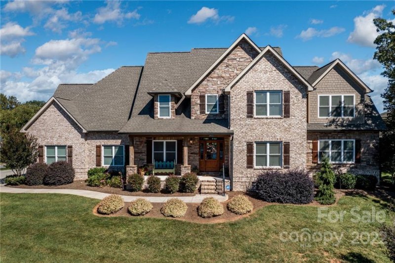 Property image 2 at 3831 8th Street Place, Hickory, NC 28601