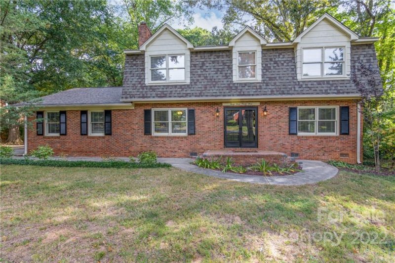 3393 Tanglewood Drive