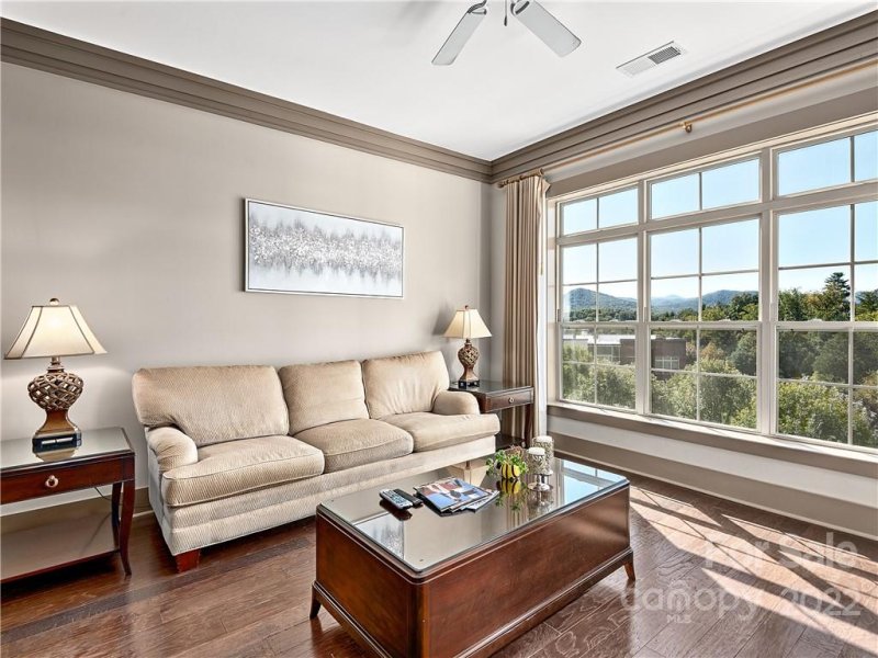 Property image 5 at 42 Schenck Parkway, Asheville, NC 28803