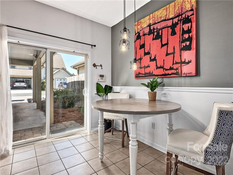 Property image 5 at 22 Rotunda Circle, Asheville, NC 28806