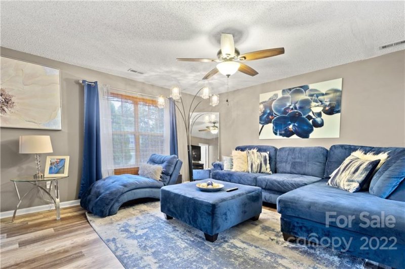 Property image 3 at 1515 Verese Court, Charlotte, NC 28216
