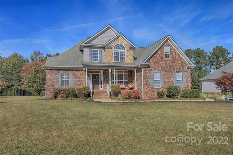 Property image 2 at 1855 Jaya Drive, Sherrills Ford, NC 28673