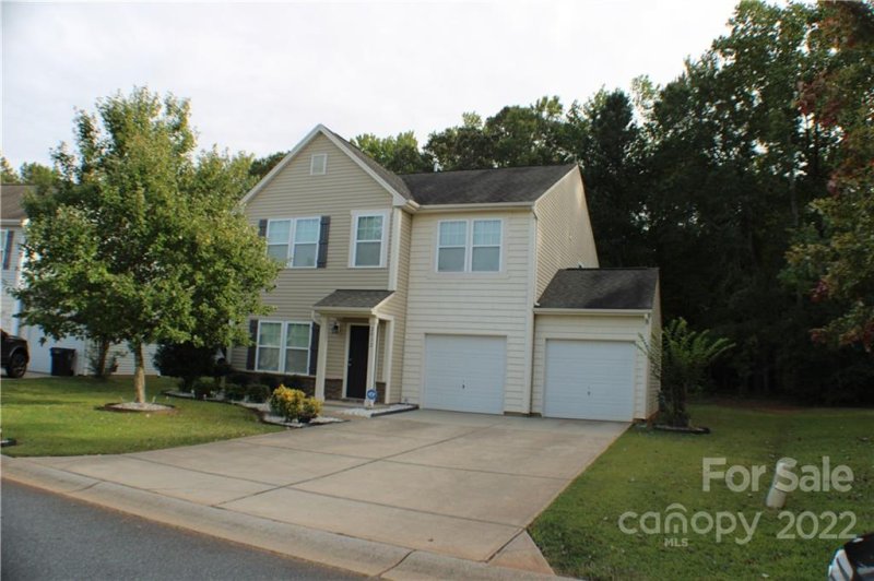 Property image 2 at 2032 Lake Vista Drive, Mount Holly, NC 28120