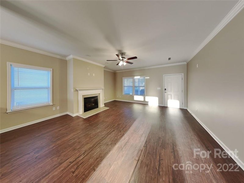 Property image 3 at 11355 Breezehill Lane, Charlotte, NC 28262