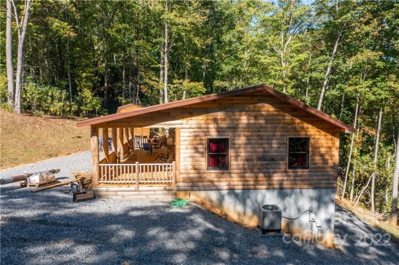 Property image 5 at 181 Pack Drive, Spruce Pine, NC 28777