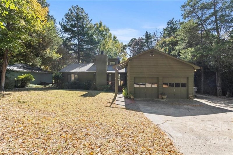 11823 Rock Canyon Drive