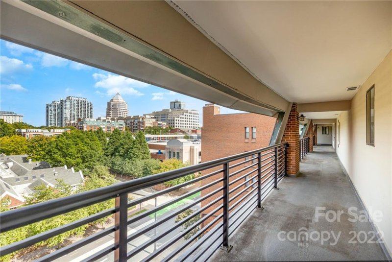 Property image 2 at 224 N Poplar Street, Charlotte, NC 28202