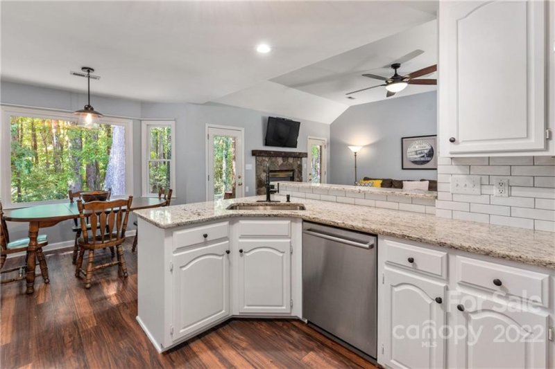 Property image 5 at 170 Wordsworth Way, Mooresville, NC 28115