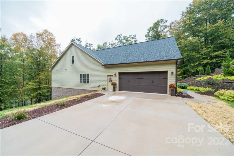 Property image 5 at 120 Northstone Drive, Statesville, NC 28677