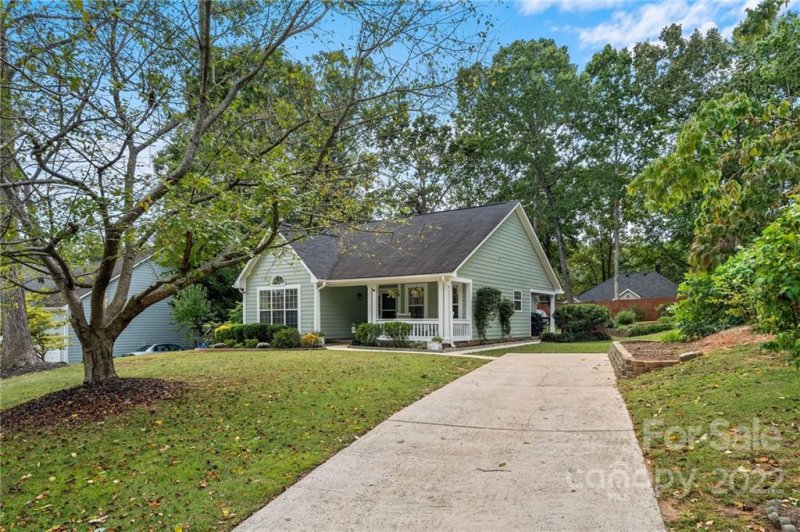 Property image 2 at 7192 Brookridge Drive, Denver, NC 28037