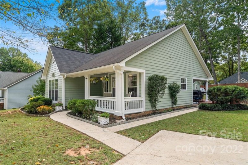 Property image 3 at 7192 Brookridge Drive, Denver, NC 28037