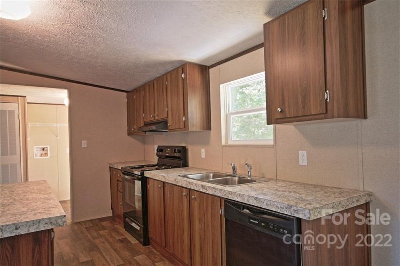 Property image 5 at 221 Turkey Pen Gap Road, Horse Shoe, NC 28742