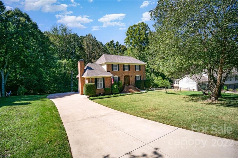 Property image 4 at 116 Dovershire Road, Charlotte, NC 28270