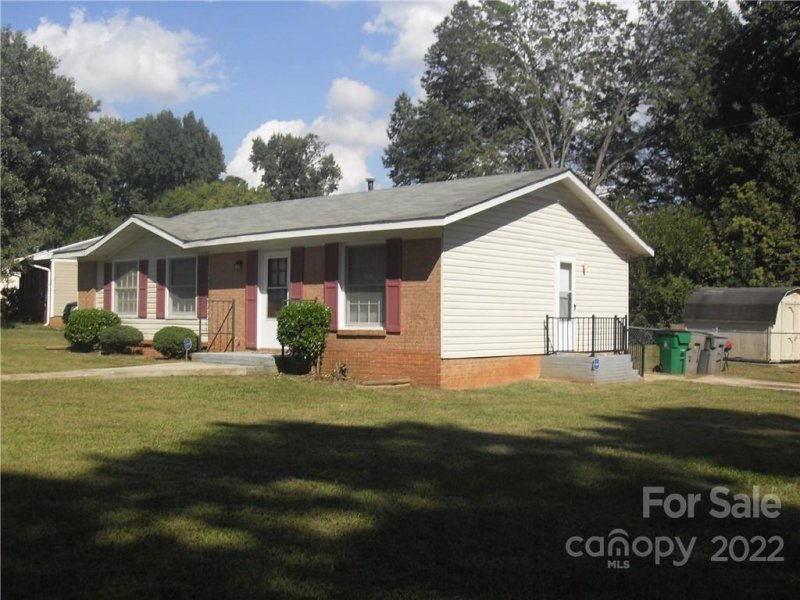 Property image 4 at 1200 Milan Road, Charlotte, NC 28216