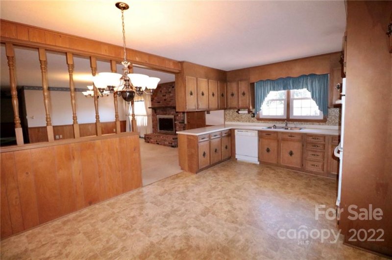 Property image 5 at 1712 Alpine Lane, Gastonia, NC 28054