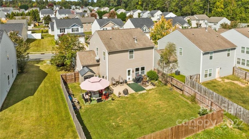 Property image 2 at 1135 Blue Topaz Drive, Dallas, NC 28034