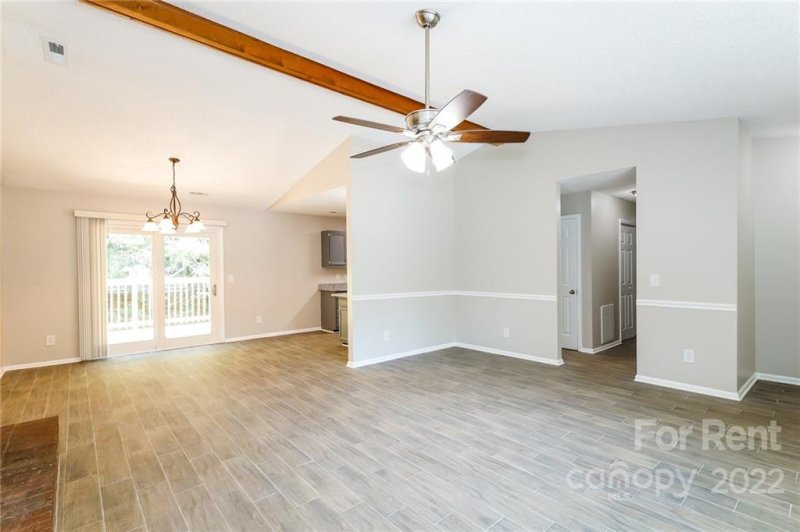 Property image 4 at 6061 Acadian Woods Drive, Charlotte, NC 28227