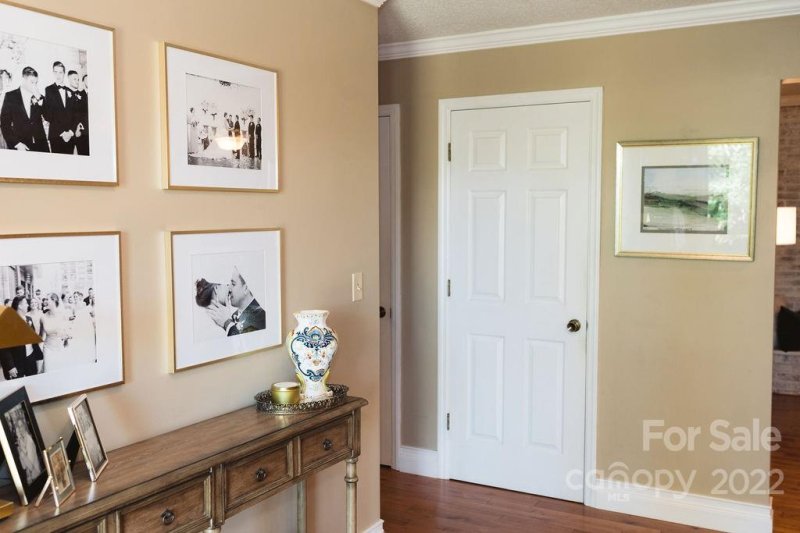 Property image 4 at 139 Stradley Mountain Road, Asheville, NC 28806