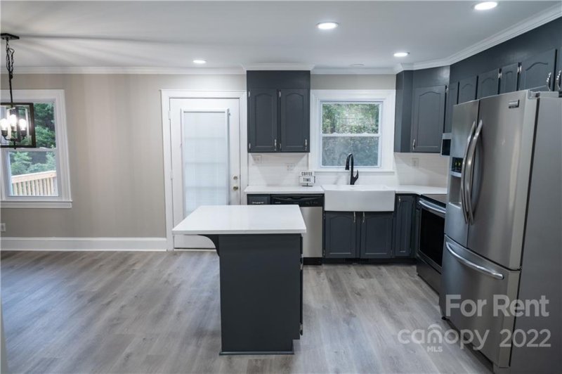 Property image 4 at 702 Woods Drive, Statesville, NC 28677