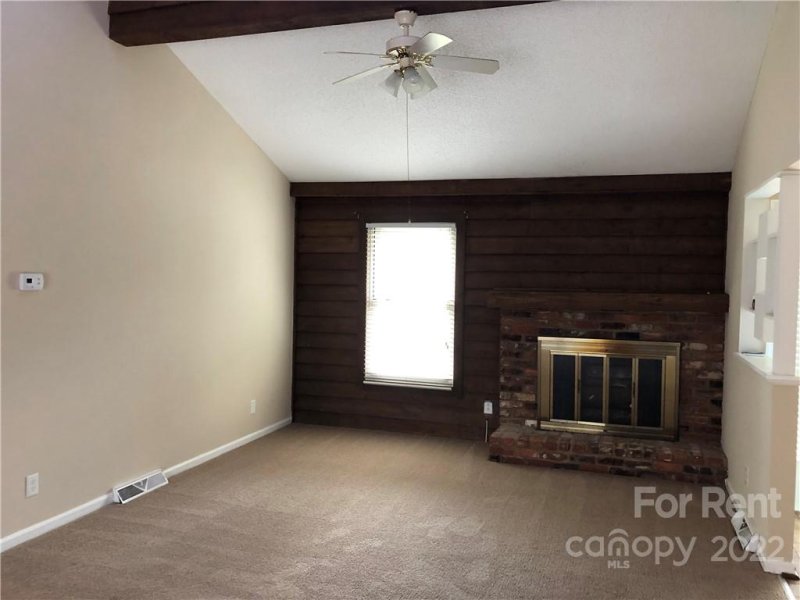 Property image 2 at 300 Rock Creek Drive, Lincolnton, NC 28092