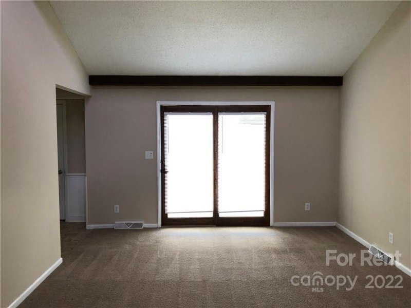 Property image 4 at 300 Rock Creek Drive, Lincolnton, NC 28092