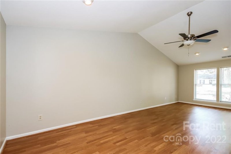 Property image 3 at 6029 Misty Way Lane, Charlotte, NC 28212