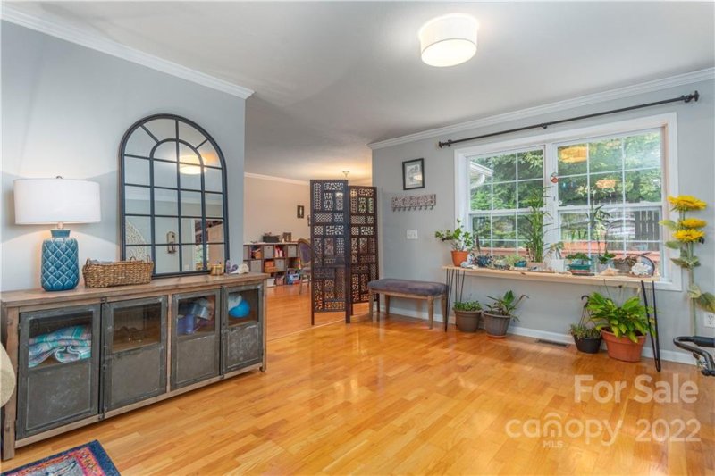 Property image 5 at 29 Kirby Road, Asheville, NC 28806