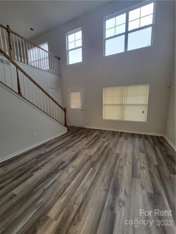 Property image 3 at 1722 Carmenet Lane, Charlotte, NC 28214