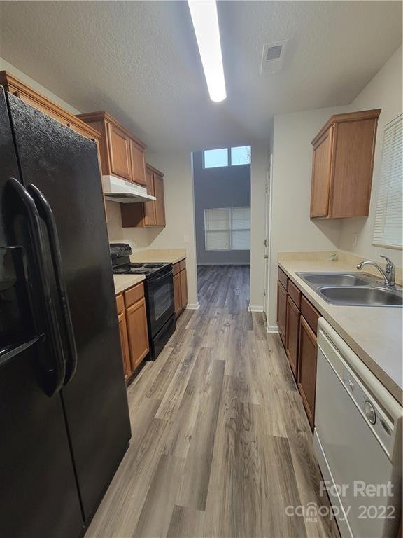 Property image 4 at 1722 Carmenet Lane, Charlotte, NC 28214