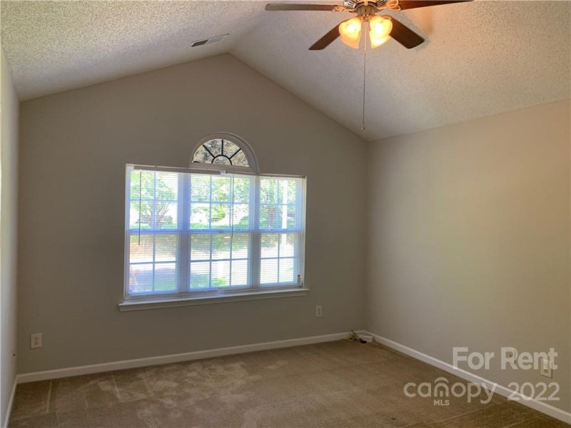 Property image 5 at 5906 Lawnmeadow Drive, Charlotte, NC 28216