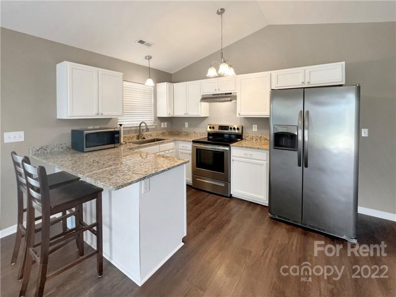 Property image 4 at 136 Mainview Drive, Mooresville, NC 28117