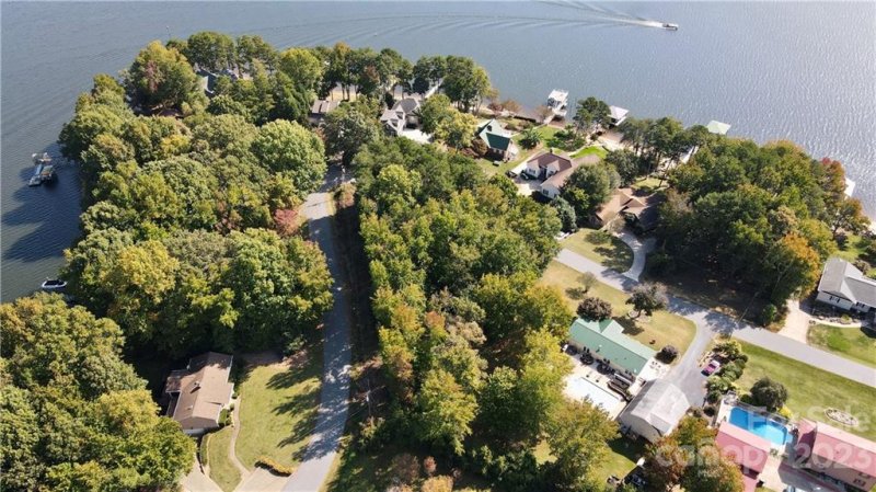 Property image 5 at 9627 Riviera Drive, Sherrills Ford, NC 28673