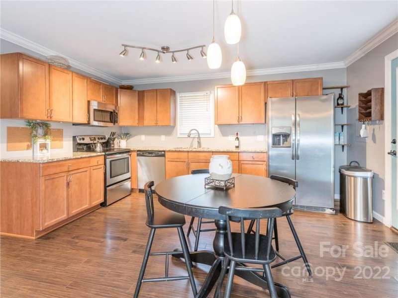 Property image 3 at 15220 Pawnee Trail, Matthews, NC 28104