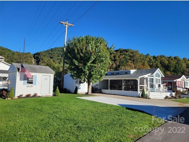 Property image 2 at 79 Strollers Lane, Waynesville, NC 28785