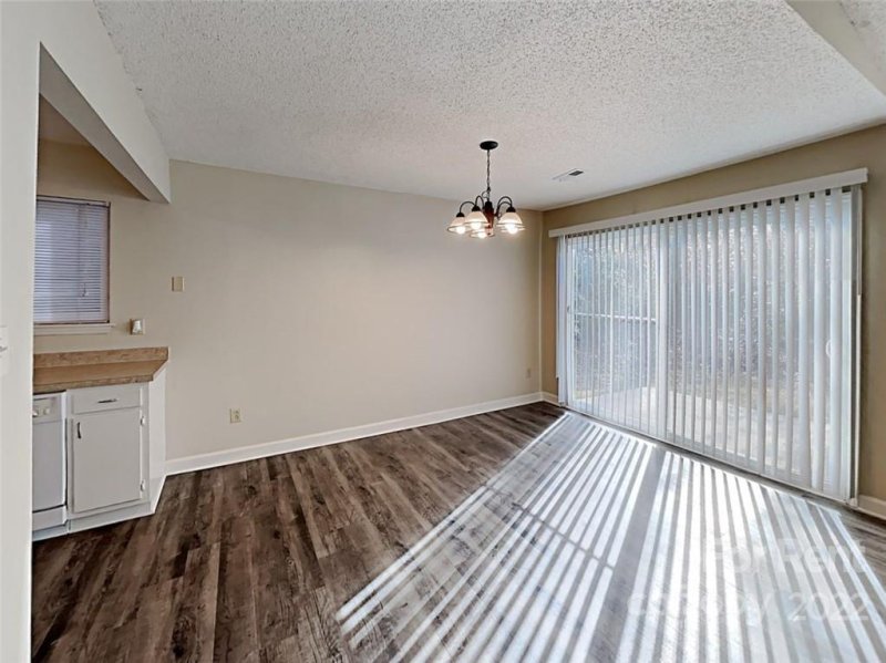 Property image 4 at 4700 Cricklewood Lane, Charlotte, NC 28212