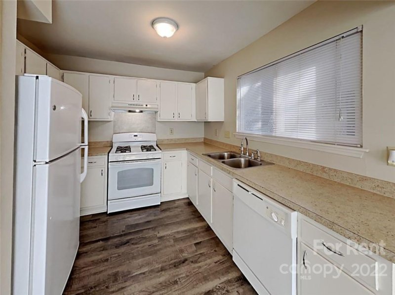 Property image 5 at 4700 Cricklewood Lane, Charlotte, NC 28212