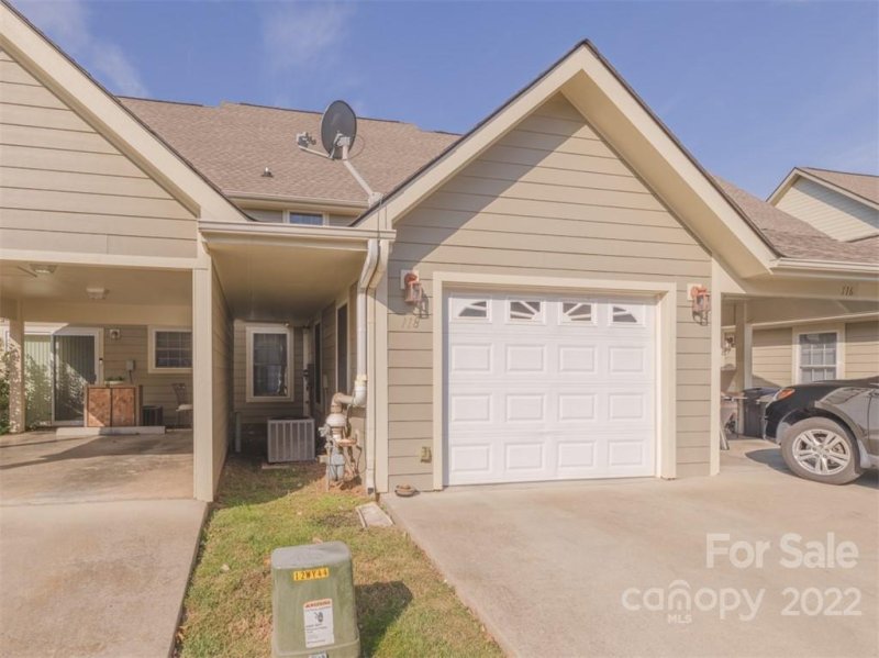 Property image 3 at 118 Rotunda Circle, Asheville, NC 28806