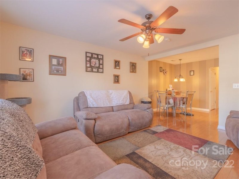 Property image 5 at 118 Rotunda Circle, Asheville, NC 28806