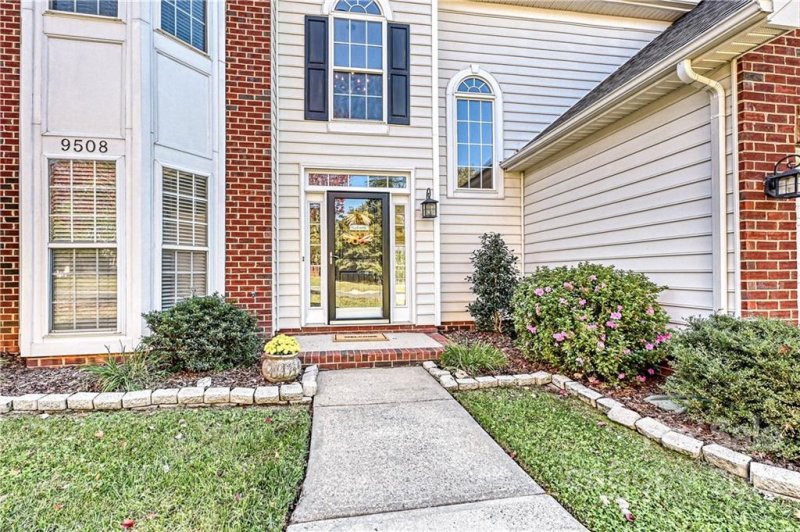 Property image 2 at 9508 Autumn Applause Drive, Charlotte, NC 28277