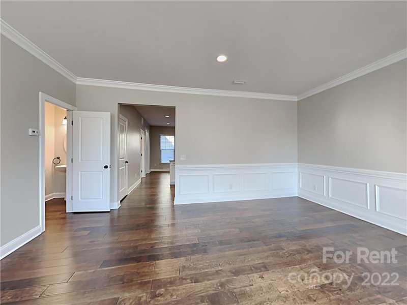 Property image 4 at 8717 Aspinwall Drive, Charlotte, NC 28216