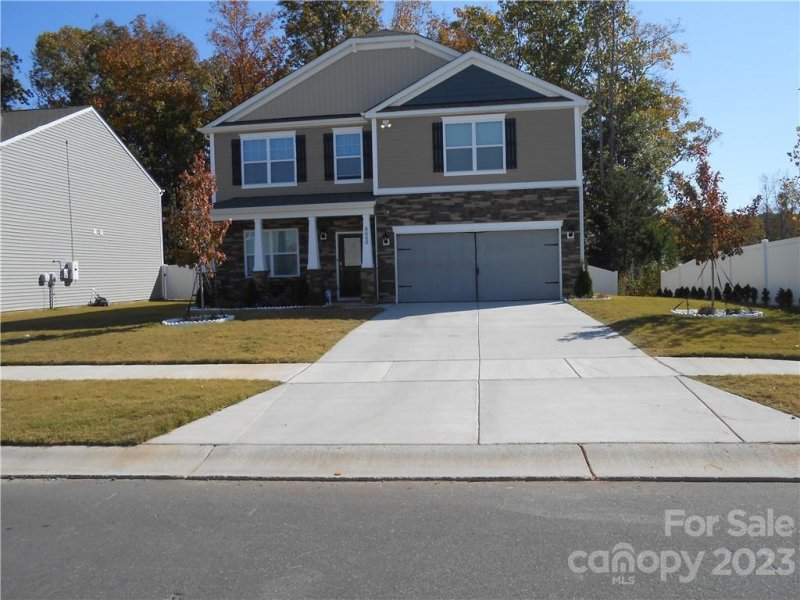 6008 Ellimar Field Lane