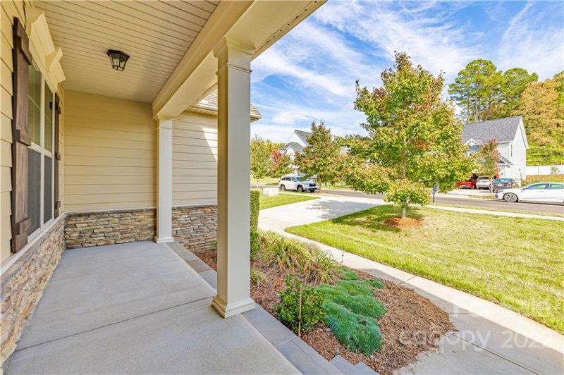 Property image 3 at 217 Branchview Drive, Mooresville, NC 28115